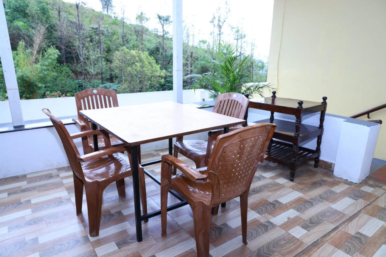 Kollanoor Guest House Мадикери Экстерьер фото