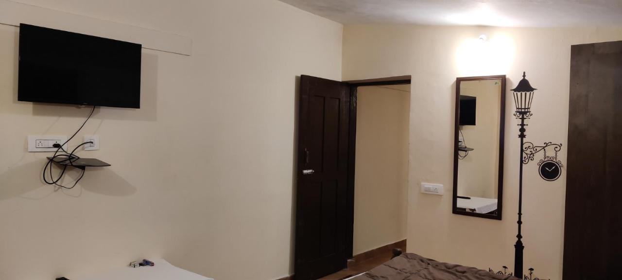 Kollanoor Guest House Мадикери Экстерьер фото