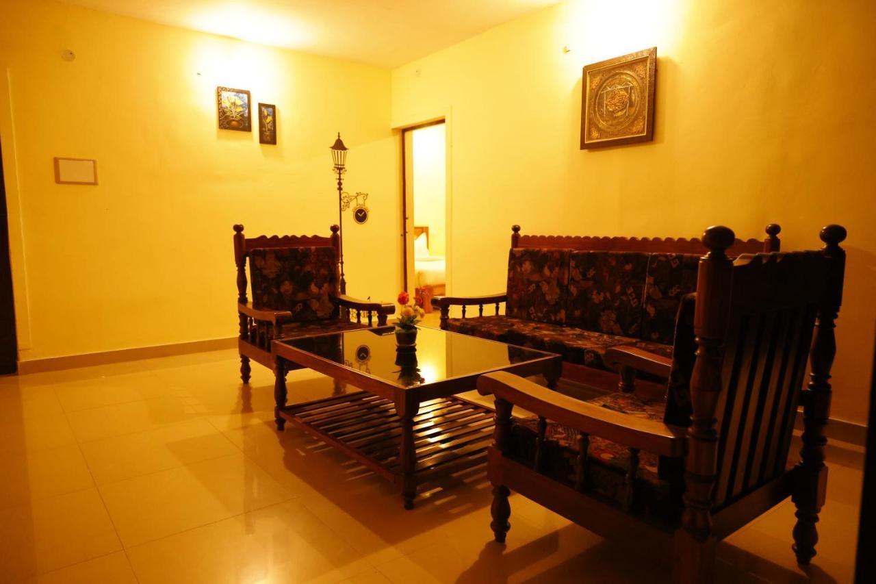 Kollanoor Guest House Мадикери Экстерьер фото