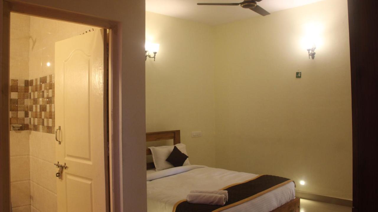 Kollanoor Guest House Мадикери Экстерьер фото