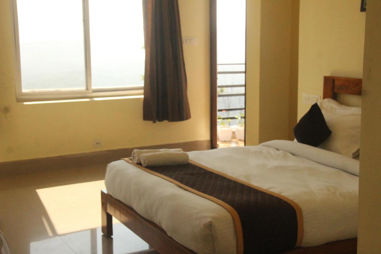 Kollanoor Guest House Мадикери Экстерьер фото
