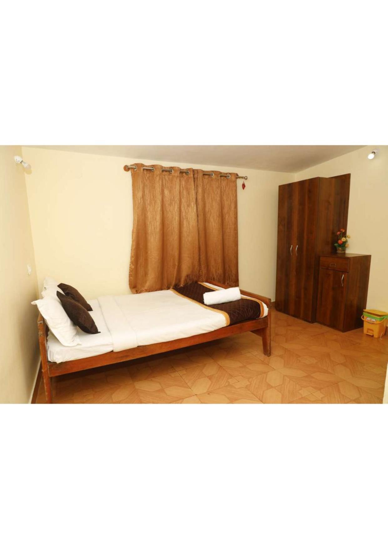 Kollanoor Guest House Мадикери Экстерьер фото