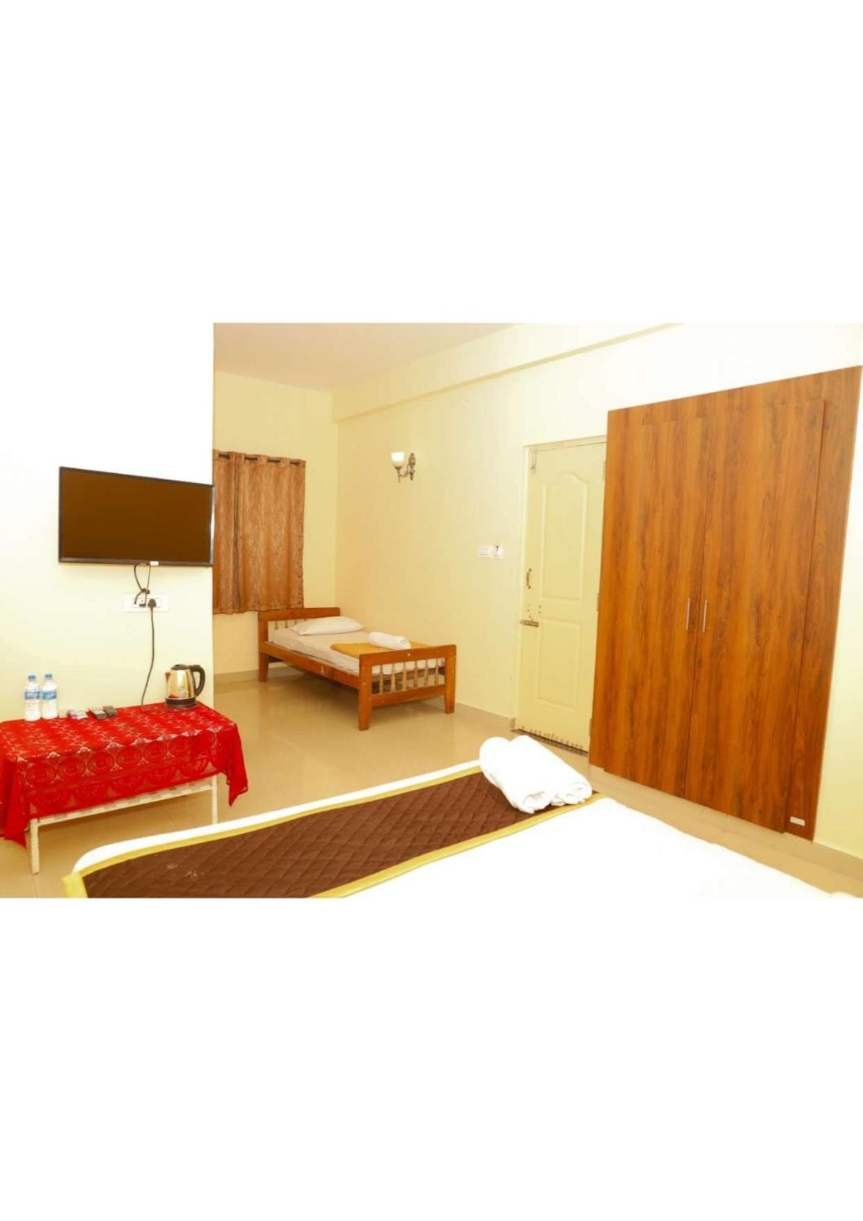 Kollanoor Guest House Мадикери Экстерьер фото